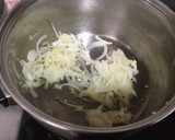 Foto del paso 1 de la receta: Pasta con flor de calabaza, calabaza y setas