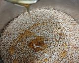 A picture of step 3 of White Sesame Tahini Spread.