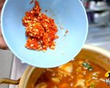 รูปขั้นตอนการทำที่ 7 ของ วิธีทำ ซุปกิมจิ – How to Cook Kimchi Soup