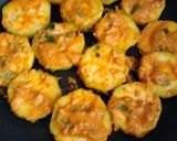 A picture of step 2 of Lauki ki Bhajiya.