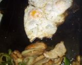 Foto del paso 3 de la receta: Colita de cuadril de cerdo con verduras y huevos