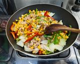 鮪魚玉米炒甜椒(簡單料理)的食譜步驟5照片