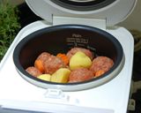 【馬鈴薯燉肉丸】的食譜步驟10照片