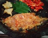 Foto langkah ke 2 dari resep Tumis Tempe Pedes Nyemek.