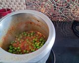 A picture of step 2 of Quick Matar Paneer Curry.