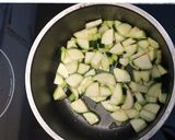 A picture of step 2 of Carbonara Guanciale e Zucchine |Courgettes and Bacon Carbonara Recipe.