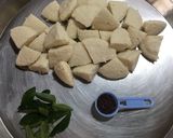 A picture of step 1 of Spicy Tawa Idli.