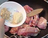 A picture of step 3 of Chicken Yogurt Curry.
