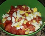 Foto del paso 3 de la receta: Ensalada de Zanahoria, Tomate y Huevo
