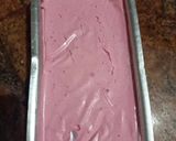 A picture of step 3 of Rose Ice cream.