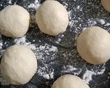 Foto langkah ke 3 dari resep Simple Pizza Home Made.