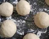 Foto langkah ke 3 dari resep Simple Pizza Home Made.
