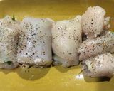 รูปขั้นตอนการทำที่ 2 ของ อกไก่ม้วนปลาทูน่าโรยขอบผัดไข่มะเขือเทศ #อาหารสุขภาพ #อาหารคลีน
