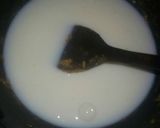 A picture of step 4 of Besan ka halwa.