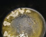 Foto del paso 7 de la receta: Patatas con gambas, almejas y gulas