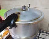 A picture of step 6 of Kaddu chana daal.