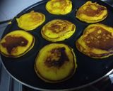 A picture of step 6 of Mango Pancakes with Almonds and Caremal Sauce.
