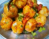 A picture of step 5 of Suji/semolina balls.
