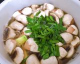 Hình bước làm 2 của món 🌱 Canh Nấm Bí Xanh Chay (Vegan)