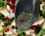 A picture of step 5 of Zesty Pomegranate & Guava Fruit chaat.