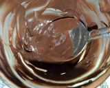 Foto langkah ke 3 dari resep Zebra cake.