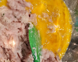 Foto del paso 3 de la receta: Albóndigas en salsa rubia con cebolla y champiñones