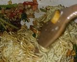 Foto langkah ke 7 dari resep Mie Goreng Seafood.