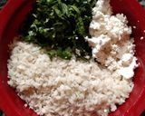 A picture of step 2 of Palak poha tikki.