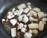 Foto del paso 5 de la receta: Arroz negro con sepia y mejillones