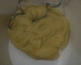 Foto langkah ke 3 dari resep Roti manis topping mozarella.