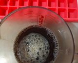 Foto langkah ke 1 dari resep Milk Tea Coffee Cubes.