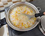 Foto langkah ke 2 dari resep Bubur Sayur Kilat.
