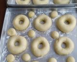 Foto langkah ke 3 dari resep Donat Tanpa Kentang.