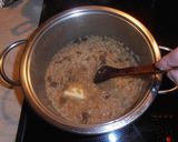 Φωτογραφία βήματος 3 της συνταγής Risotto με μανιτάρια porcini. Γιατί και οι φοιτητές έχουν ψυχή!