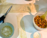 Foto del paso 2 de la receta: Briwat de pollo en adobo
