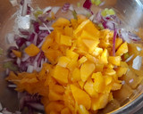 Foto del paso 2 de la receta: Ceviche de camarón con mango