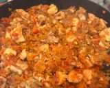 Foto del paso 4 de la receta: Relleno de pollo y verduras para arepas, empanadas y empanadillas