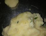 A picture of step 1 of Namkin stuffed suji kachori.