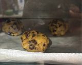 Foto langkah ke 5 dari resep Chunky Chocolate Cookies.