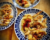 Foto del paso 2 de la receta: Tiras de pechuga de pollo a las hierbas provenzales con quinoa y tomate confitado