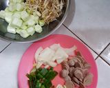 Foto langkah ke 1 dari resep Sayur Bening Toge Gambas.