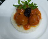 Foto del paso 7 de la receta: Albóndigas con salsa de pisto acompañado de arroz blanco 😋