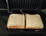 A picture of step 10 of Cheese Corn Sandwich.