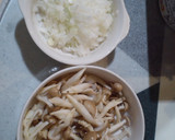 漢堡肉燴舞菇的食譜步驟1照片