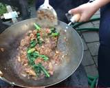 (Video inside) Thai Pad see ew recipe step 11 photo