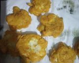 A picture of step 3 of Mix veg pakoda.