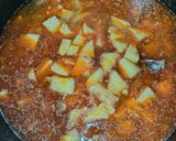Pörkölt japánkakasból nokedlivel és krumplival recept fázis 4 fotója