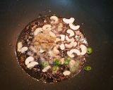 A picture of step 3 of Rava Pongal.
