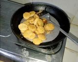 Foto langkah ke 5 dari resep Cipeng nasi pedas.