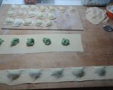 Foto del passaggio 3 della ricetta Ravioli con crema di spinaci